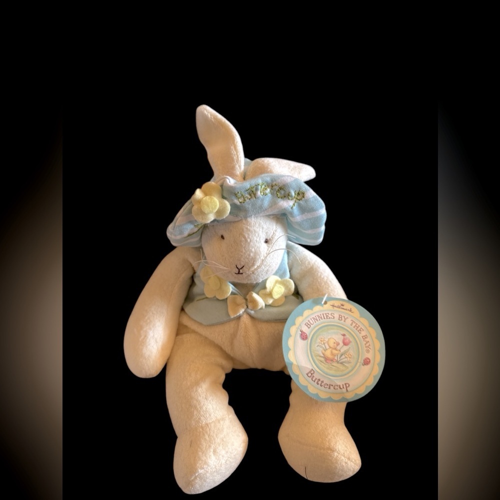 2003 Bunnies by the Bay Collection from Hallmark “Buttercup” NWT